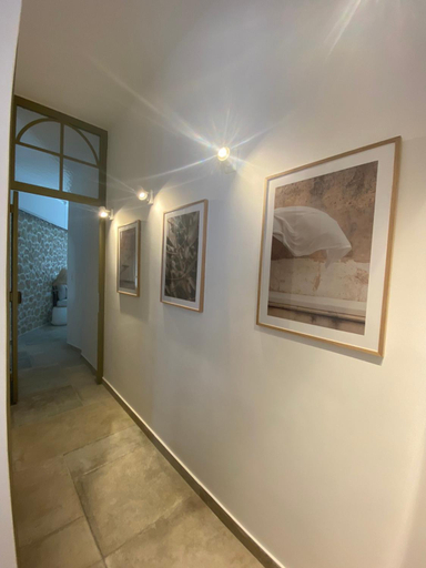Others 5, Kores of Poros, Attica
