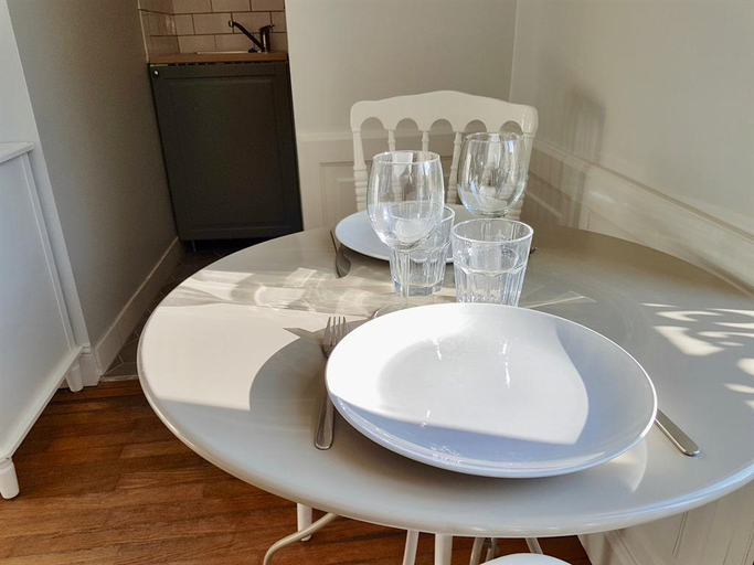 Dining Room 4