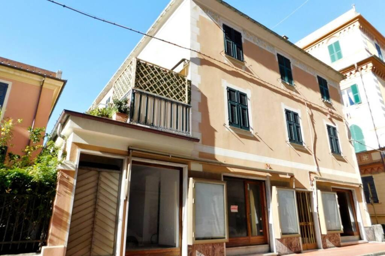 A casa di Lorena (011017-LT-0661), La Spezia
