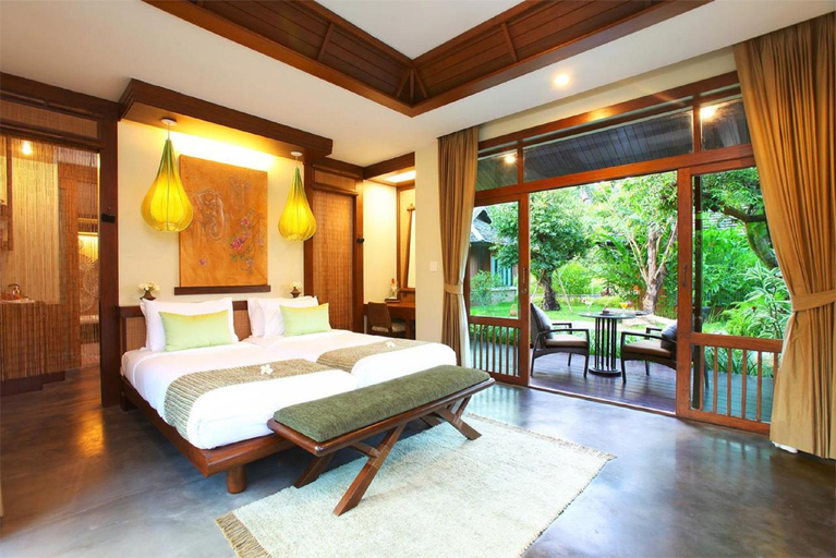 Bedroom 13