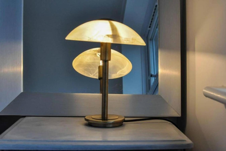 The Sashes - Cozy Apartment - FREE Parking - Ultrafast WIFI - Smart TV - Netflix - sleeps up to 6! C, Poole