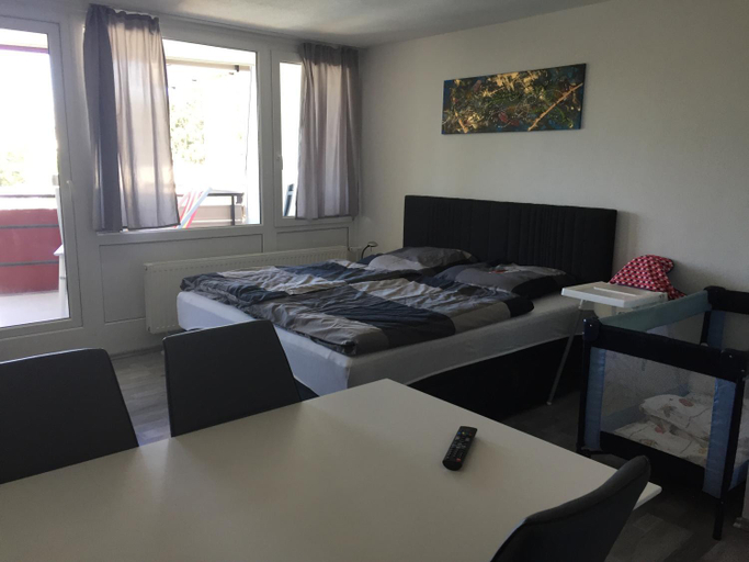 Bedroom 3, Ferienwohnung Reinhold, Straubing-Bogen