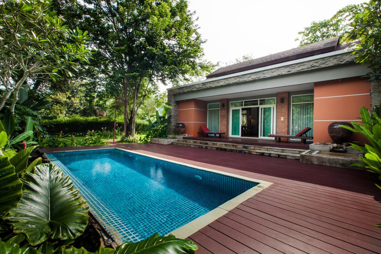 Swimming Pool 12