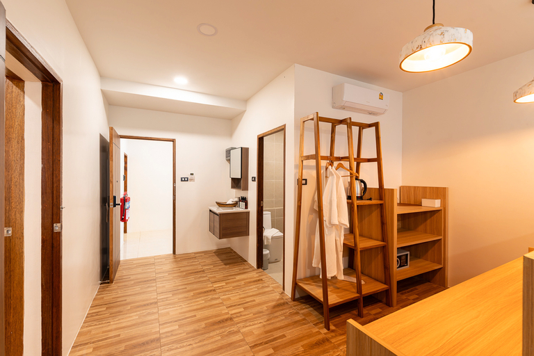 Bedroom 21