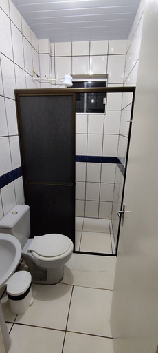 Bathroom, Hotel Andorinha, Realeza