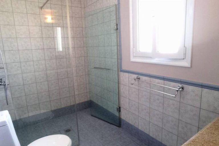 4, Villa IRENE Evia, 4 bdr, Pool, 500m to Beach, Central Greece
