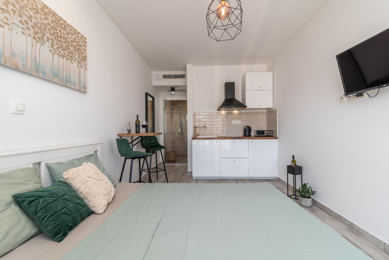 Others 2, Apartmani Princi Trogir, Trogir