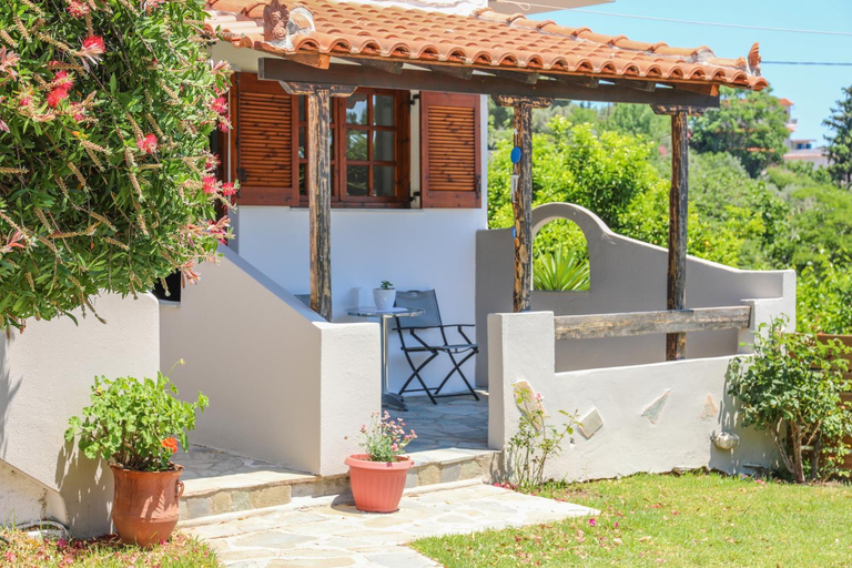 Others 4, Villa Amy, Thessaly