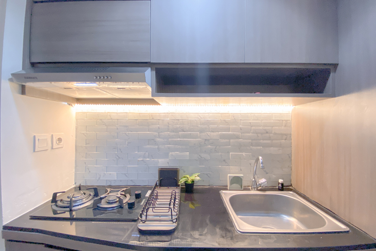 Others 2, Cozy Living Studio at Vasanta Apartment By Travelio, Cikarang