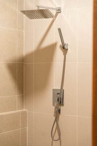 Bathroom 4