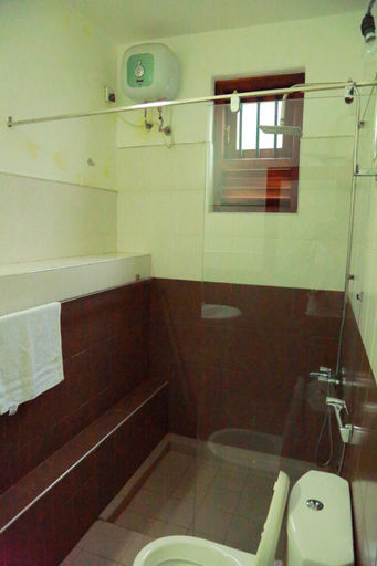 Bathroom, Elephant Villa, Mirigama