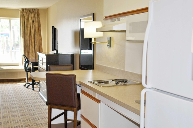 Dining Room 23