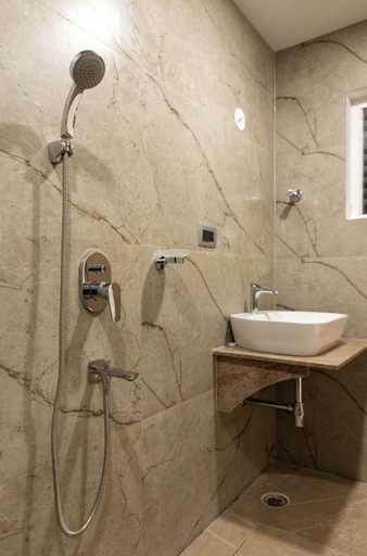 Bathroom 4, Hacana Millenium Hotel, Hyderabad