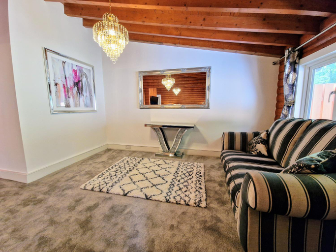 Others 5, Kaoglen Apollo-Hot tub-Cairngorms-Pet friendly, Perthshire and Kinross