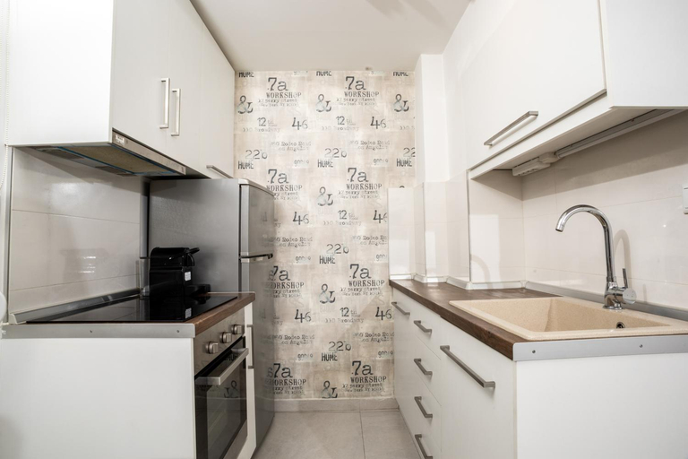 3, Manou No15 Apartment, Central Macedonia