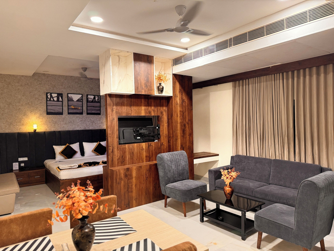 Others 4, Minerva Grand JBS, Khammam
