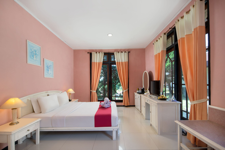 Royal Hotel and Villa Trawas Room Type - Heritage Room