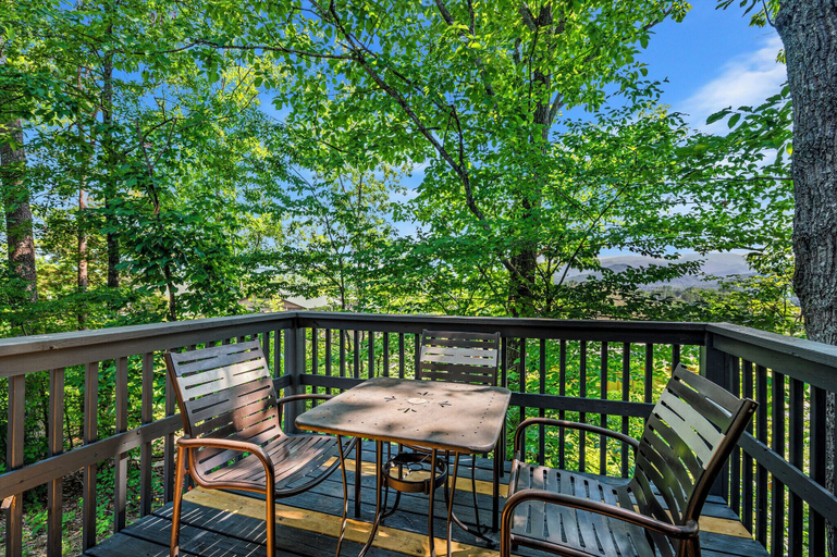 Others 3, Pinecrest Townhomes, Sevier