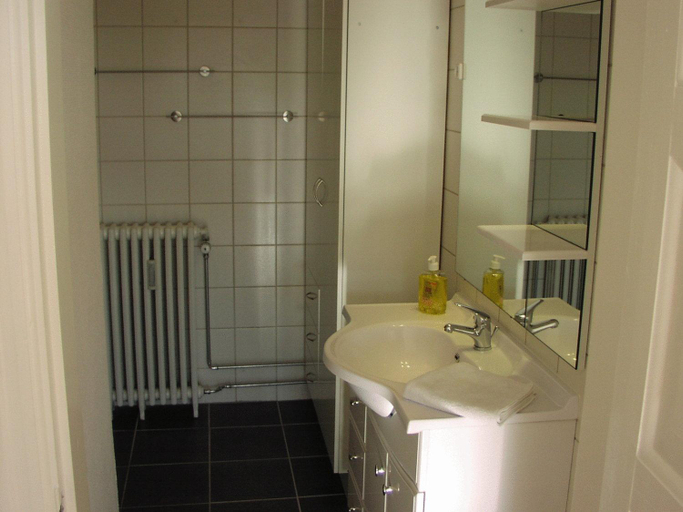 Bathroom 2, Skagen Apartment, Frederikshavn