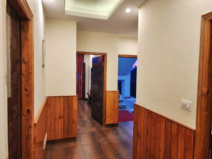 Public Area, ROYAL CEDAR B&B SHIMLA, Shimla