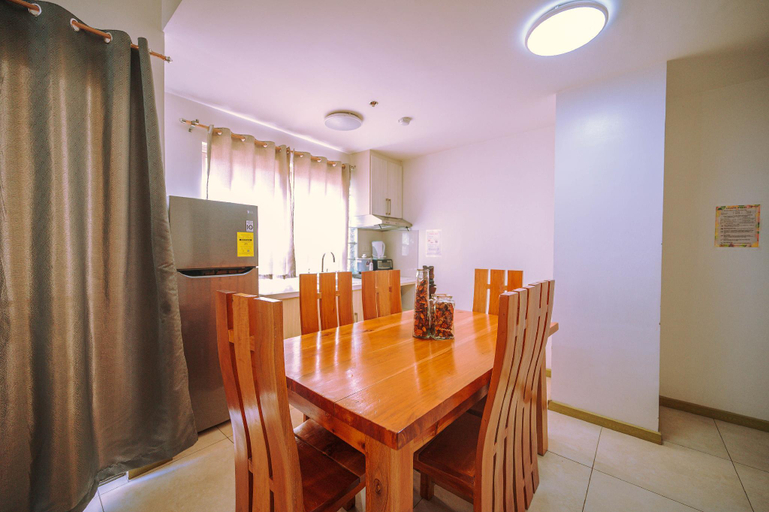 Dining Room 12