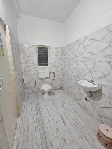 Bathroom 4, HOTEL AVAAS TripandTrip, Puri