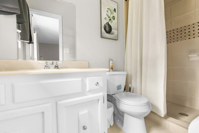 Bathroom 3, Family Friendly in Forestdale, Jefferson