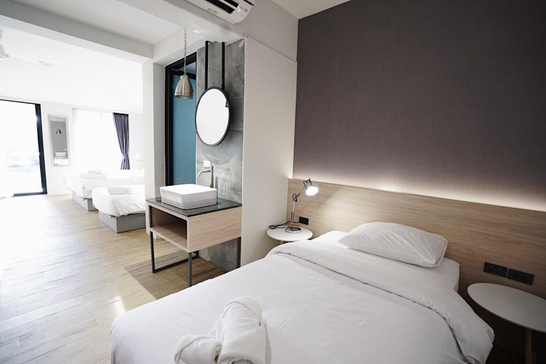 Bedroom 14
