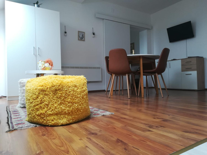 Others 5, Hill apartman - MAKSIMIR Rebro, Zagreb