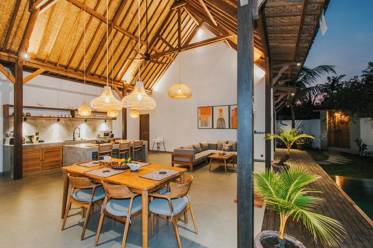 Food & Drinks 4, Villa Diamond, Klungkung