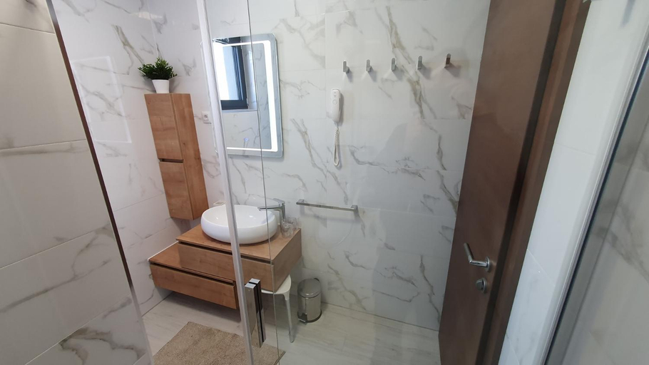 Bathroom 4, Villa Ivan, Biograd na Moru