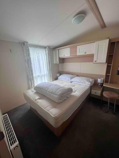 Bedroom 2, Polladras Holiday Park, Cornwall