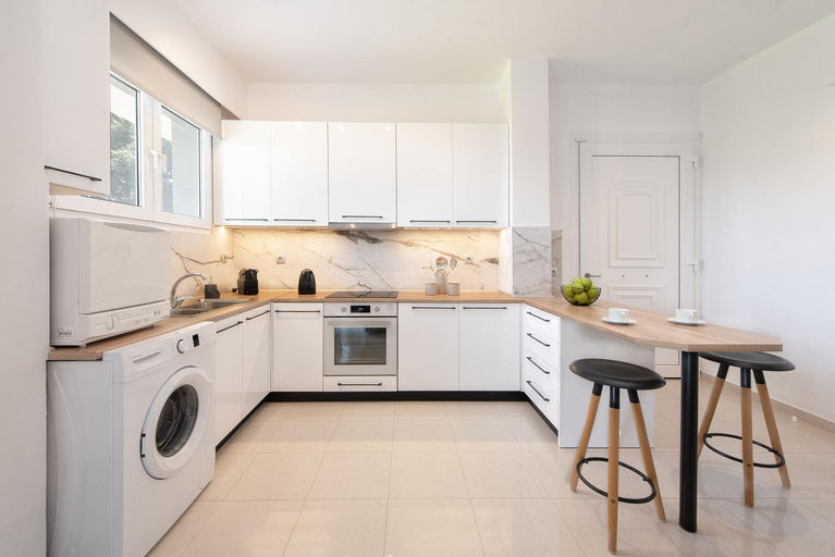 Kitchen 4, Island Hills, South Aegean