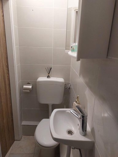 Bathroom 2, Studio KID, Zagreb