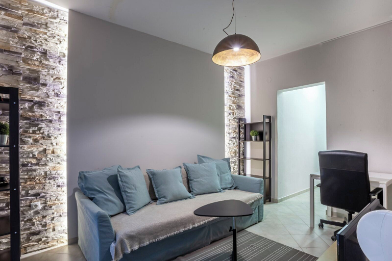 Others 5, Be Queen-Your Urban Stay, Central Macedonia