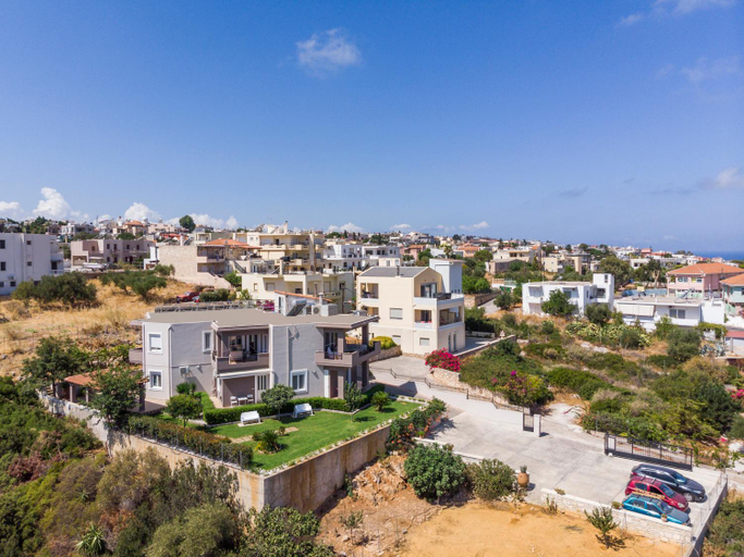 2, Tholos Apartments, Crete