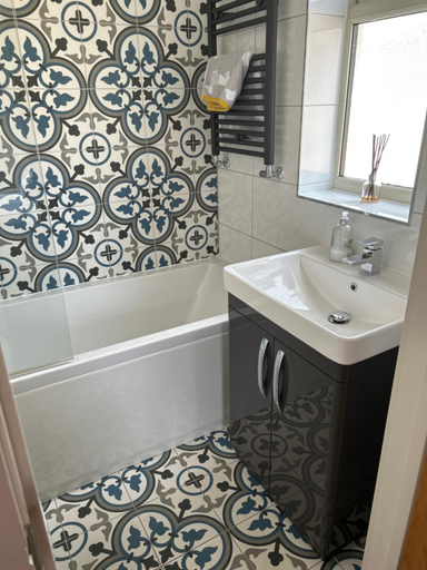 Bathroom 3, The Oaks, Luxury 2 bedroom cottage in a peaceful location, Suffolk