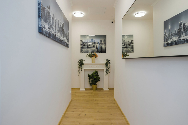 Others 5, MGR Rooms Sonata, Warsaw