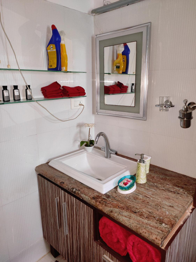 Bathroom 7
