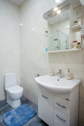 Bathroom 2, BB Residence Sololaki, Tbilisi