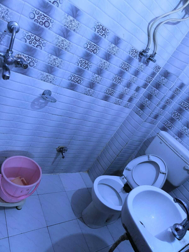 Bathroom 3, The Shivay Guest House, Varanasi