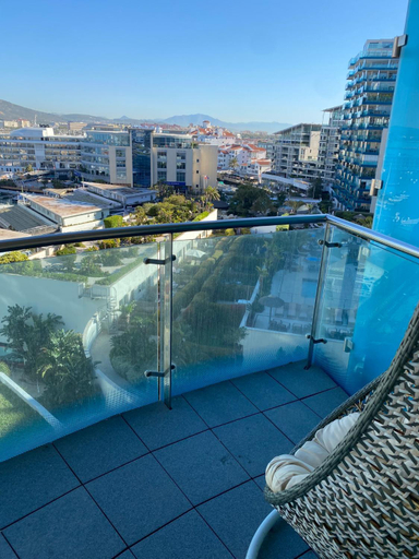 Sport & Beauty, Ocean Village Lovely 2 bedroom apartment, Gibraltar