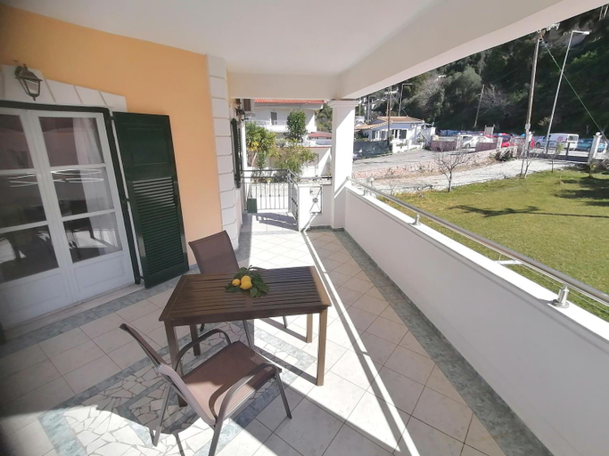 Others 5, Villa Perivoli, Epirus