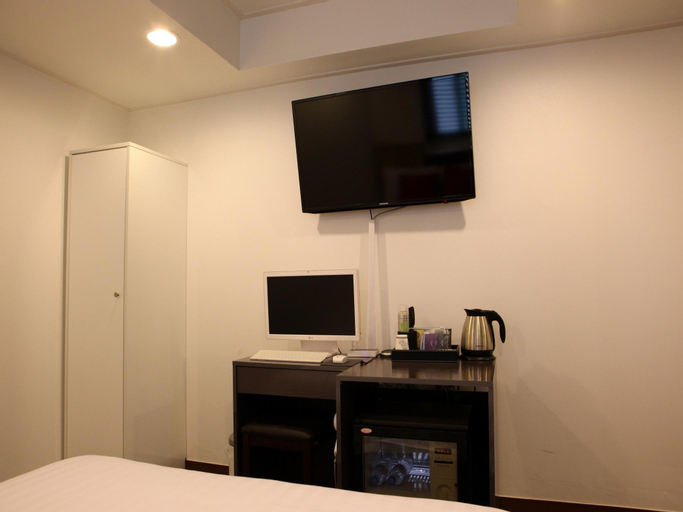 Bedroom 7