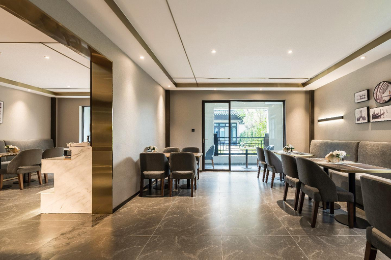 Food & Drinks 3, Poltton International Service Apartment Changtai Taoli Chunfeng, Zhangzhou