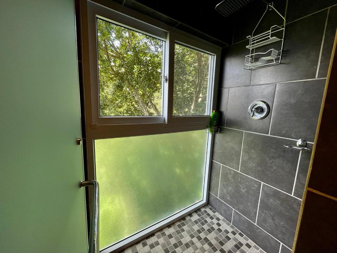 Bathroom 4, Refugio del Volcan Casitas, San Pedro La Laguna