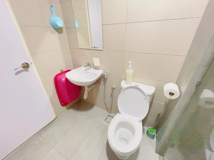 Bathroom 3, Legoland-2RB WarnKitten Max7pax-COWAY WaterFilter, Johor Bahru