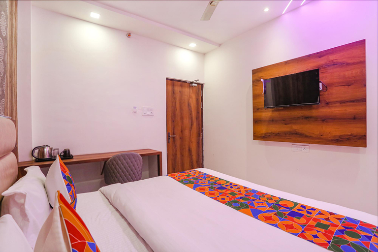 Bedroom 2, FabHotel Relax Inn I, Kanpur Nagar