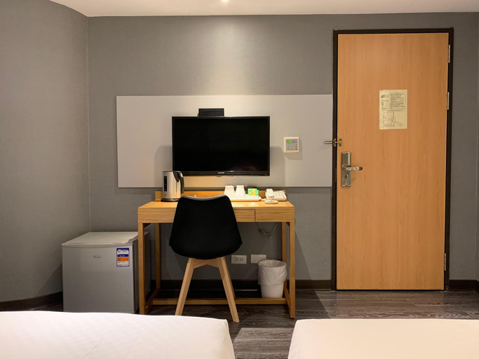 Bedroom 6