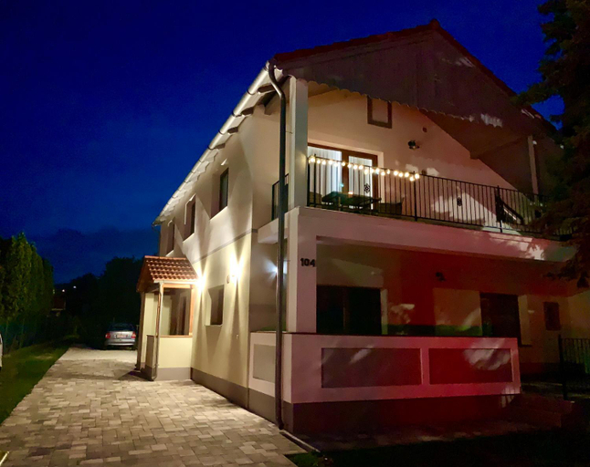 3, Pine&Chill Apartments, Balatonalmádi